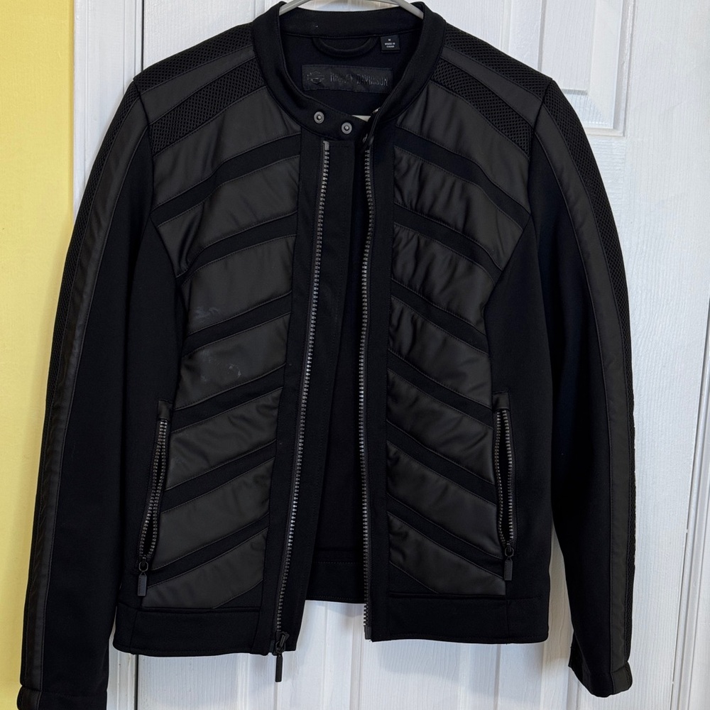 Ladies HARLEY DAVIDSON size medium Black Performance Jacket